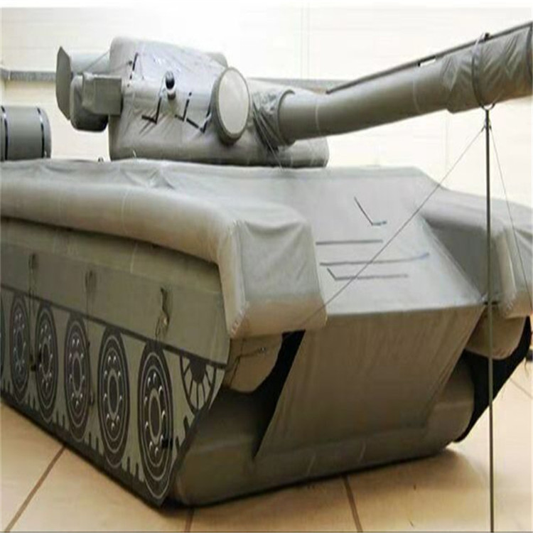 充气坦克大炮